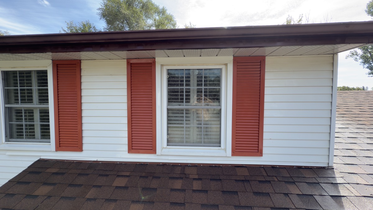 soft washing driveway Kitchener Waterloo