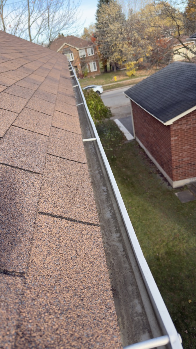 gutter cleaning project Kitchener Ontario